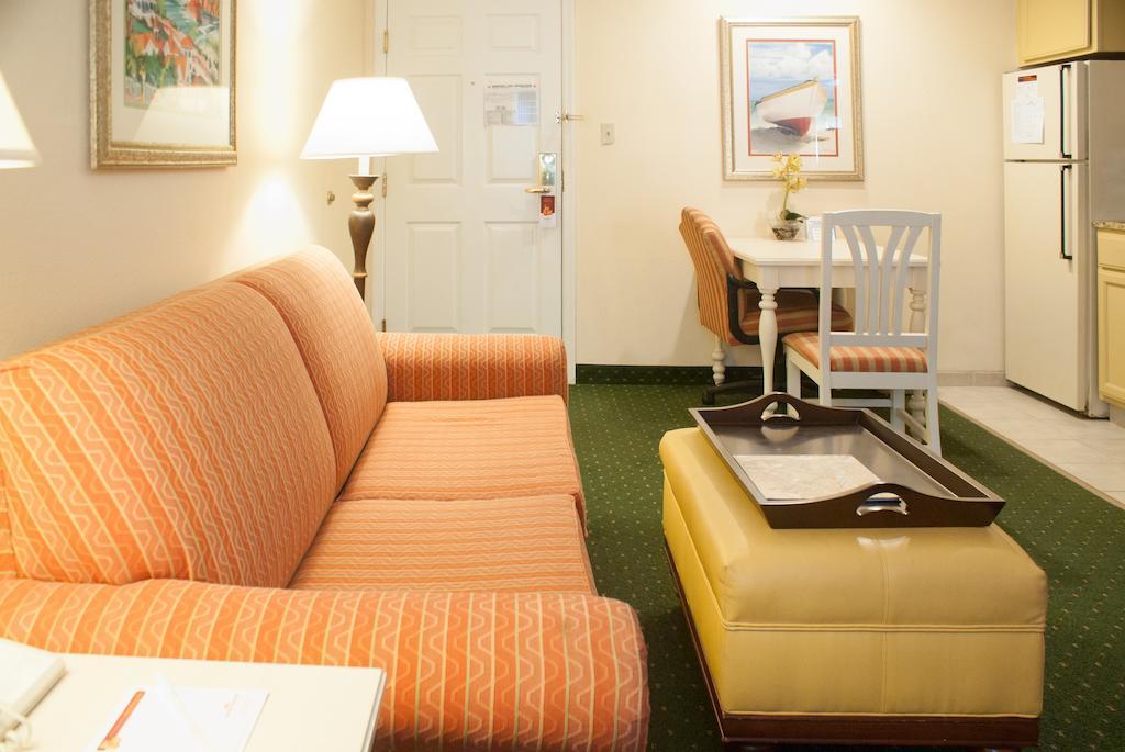 Hawthorn Suites By Wyndham Jacksonville Pokoj fotografie